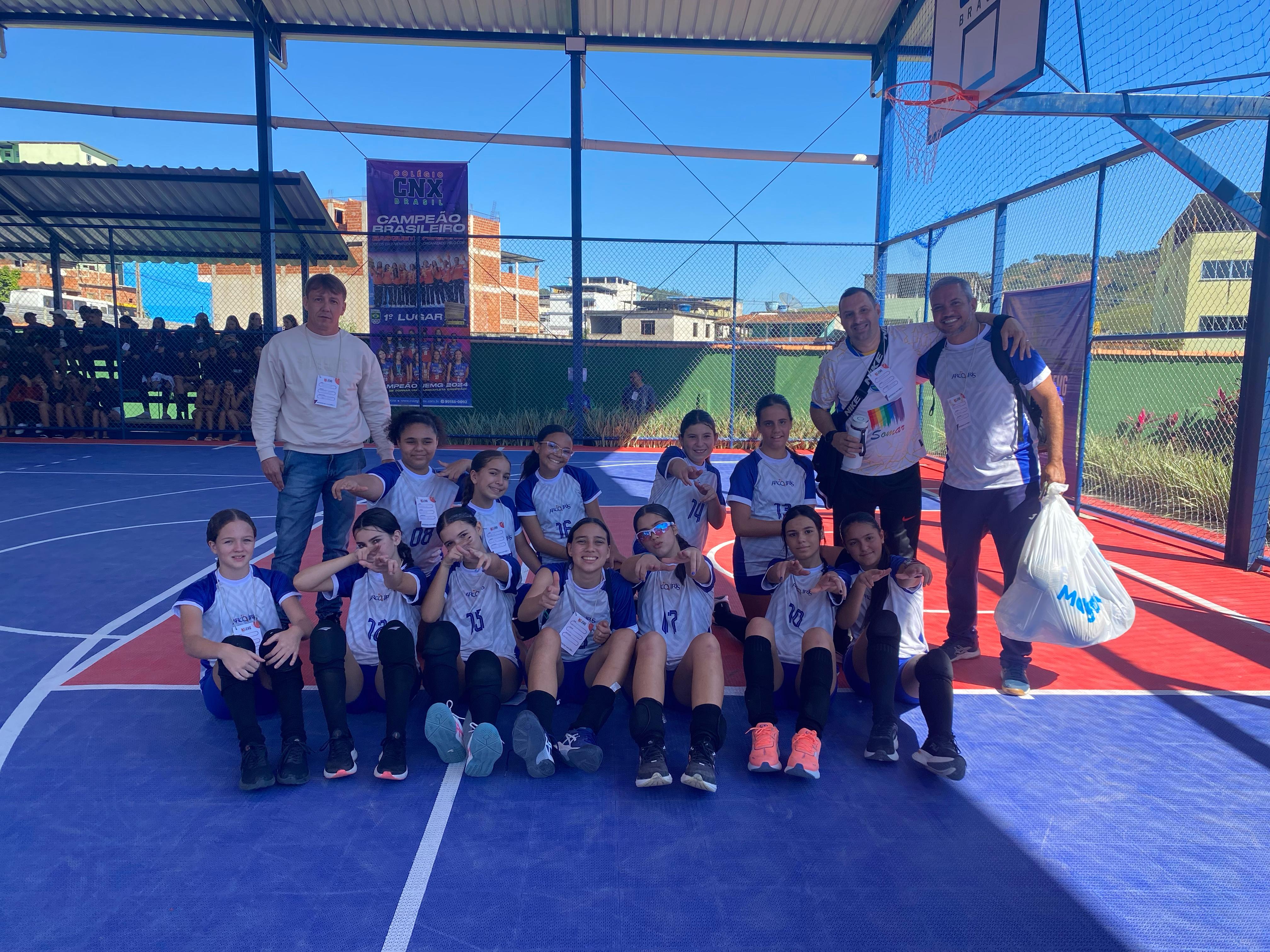 Santos Dumont estreia com vitórias no vôlei e futsal na etapa microrregional do JEMG em Lima Duarte